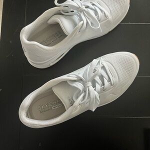 Skechers White Athletic Shoes